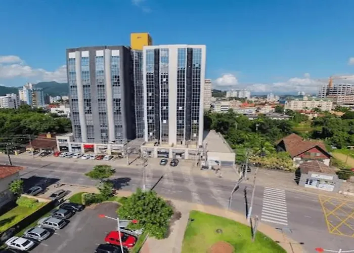 Saint Sebastian Flat 307 - Com Hidro! Ate 4 Pessoas, Duplex, No Centro
